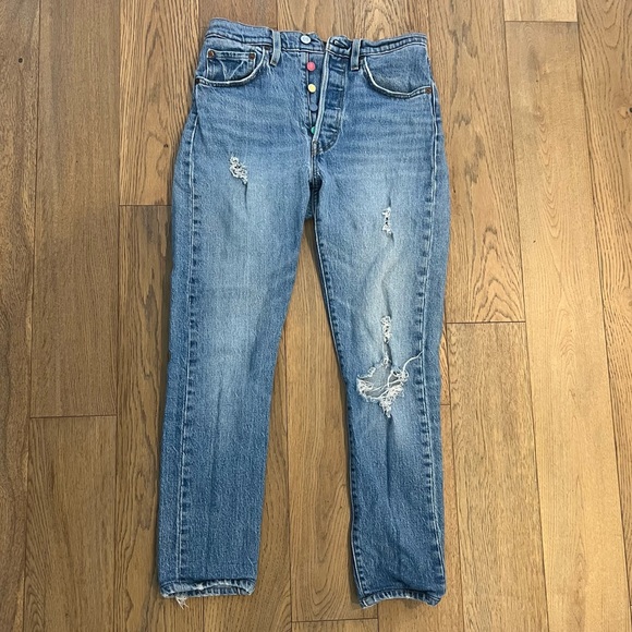 Women’s Levi Premium 501 S Skinny Jeans - Picture 2 of 10